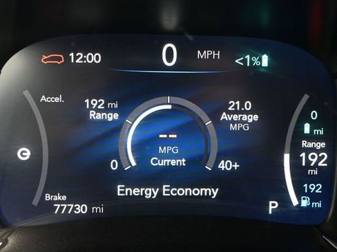 Used 2023 Chrysler Pacifica Touring-L image 29