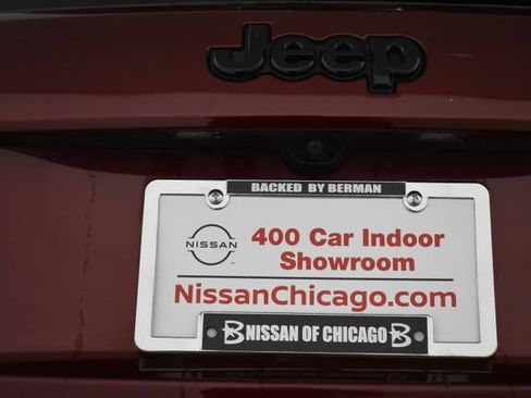 Used 2021 Jeep Grand Cherokee Laredo X AWD/4WD image 40