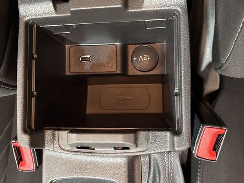 Used 2018 Ford Focus SE image 27