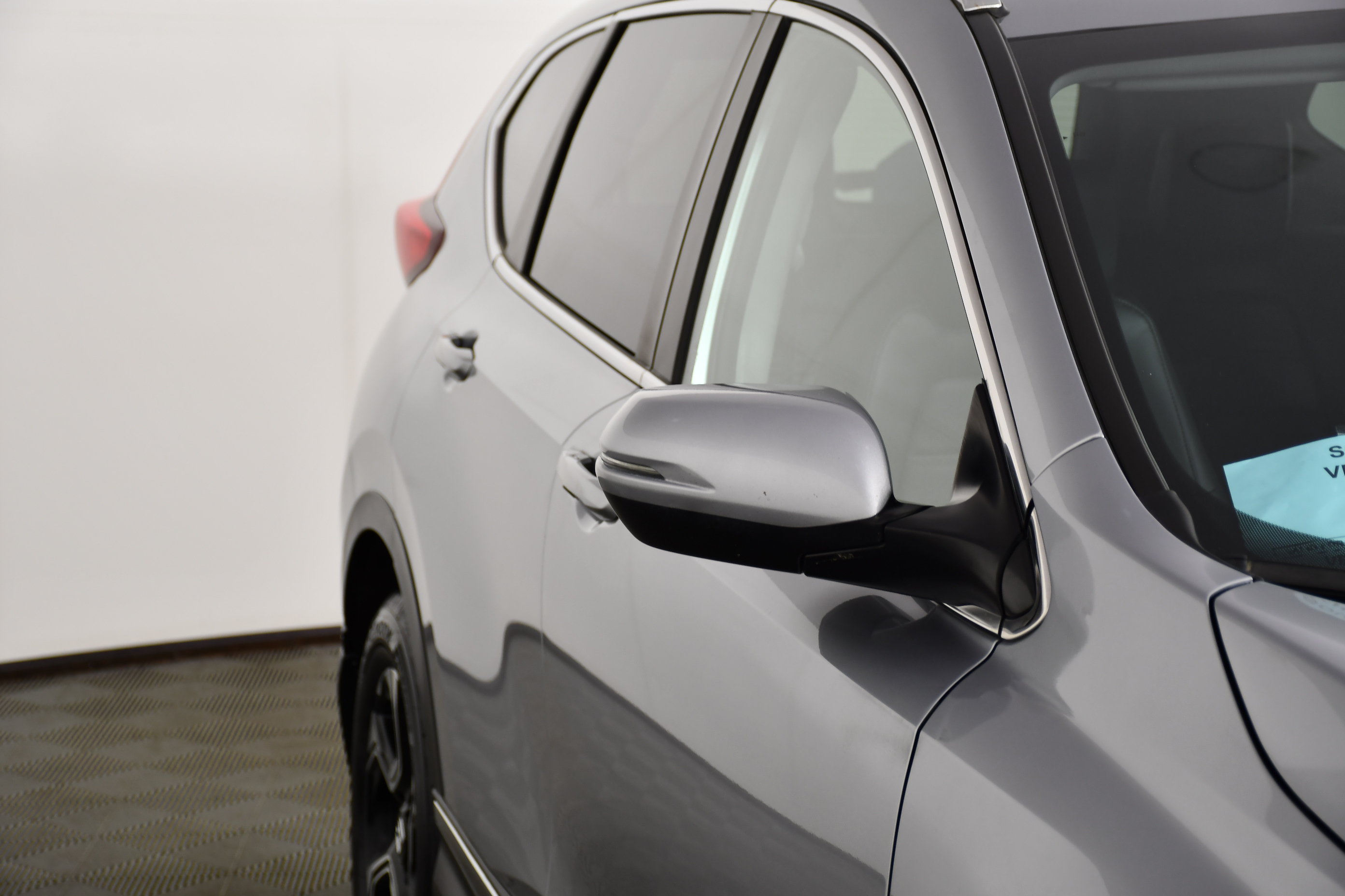 Used 2019 Honda CR-V Touring image 14