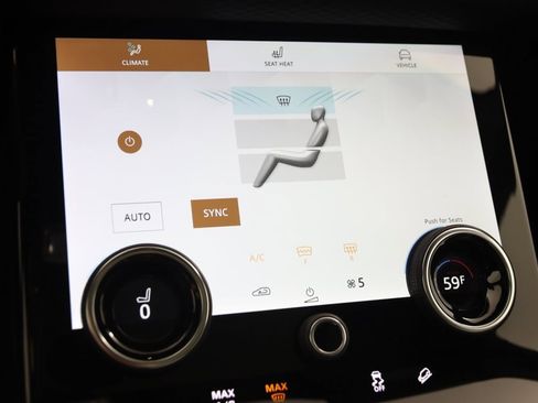 Used 2023 Land Rover Range Rover Velar R-Dynamic S image 32