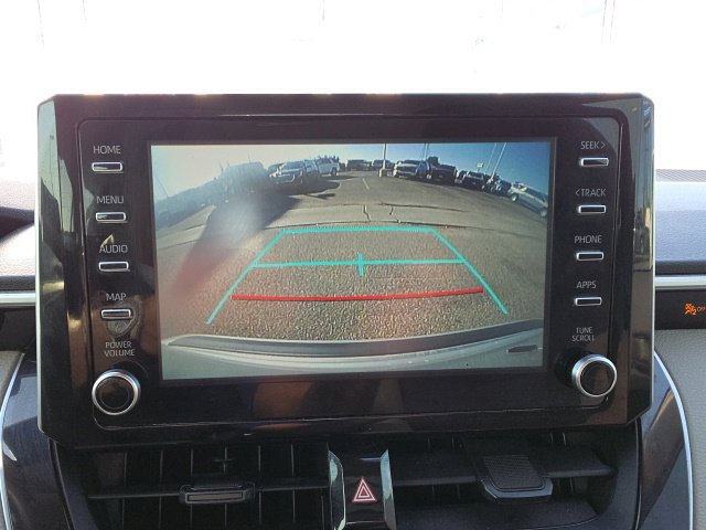 Used 2020 Toyota Corolla LE FWD image 17