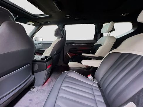 New 2026 Kia EV9 GT-Line image 26