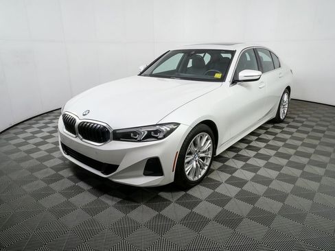 Used 2024 BMW 330i Sedan image 26
