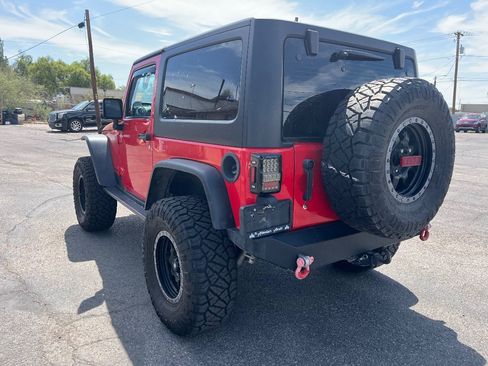 Used 2015 Jeep Wrangler Rubicon w/ Power Convenience Group AWD/4WD image 5