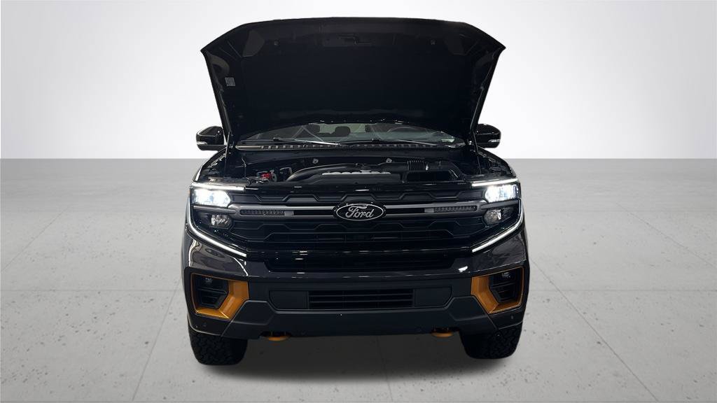 Certified 2025 Ford Expedition Tremor AWD/4WD image 6