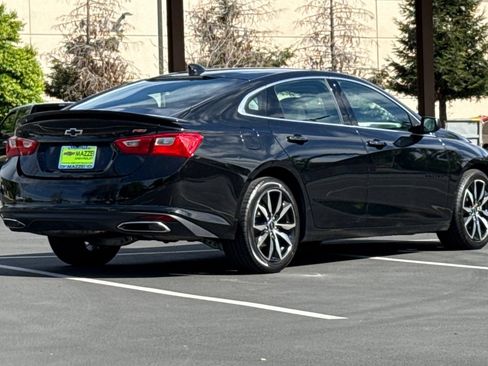Used 2025 Chevrolet Malibu RS FWD image 11