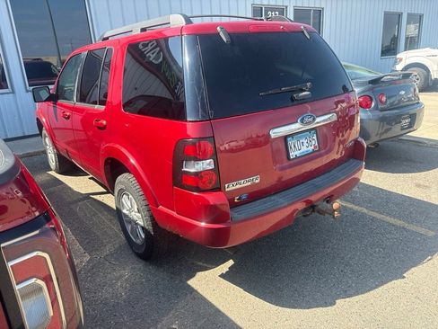 Used 2010 Ford Explorer XLT AWD/4WD image 4
