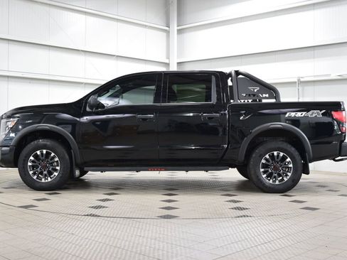 Used 2024 Nissan Titan PRO-4X w/ Pro-4x Utility Package AWD/4WD image 4