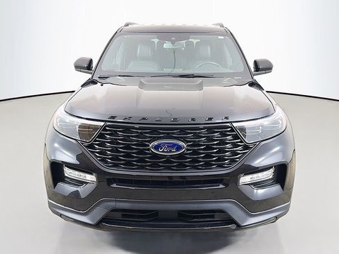 Used 2023 Ford Explorer ST-Line image 12