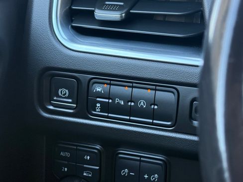 Used 2023 Chevrolet Tahoe LT image 55