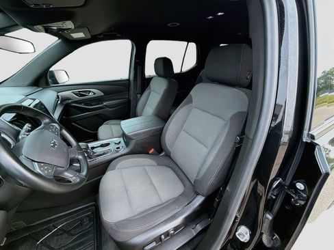 Used 2023 Chevrolet Traverse LT w/ Midnight/Sport Edition AWD/4WD image 22
