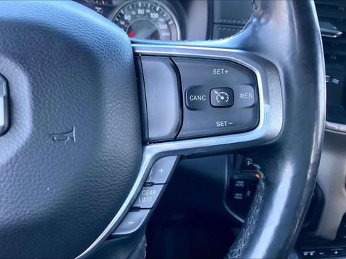 Used 2019 RAM 1500 Laramie image 23