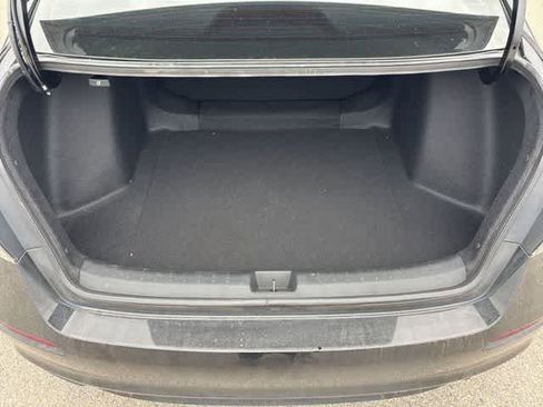 Used 2023 Honda Civic Sport image 25