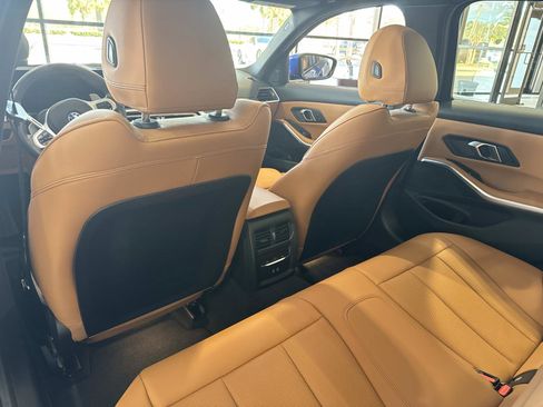 Used 2024 BMW 330e image 12