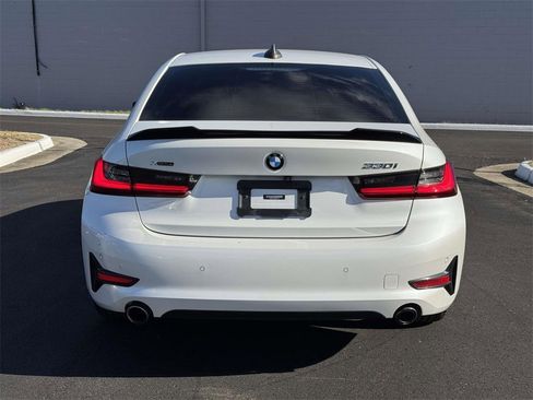 Used 2021 BMW 330i xDrive Sedan w/ Convenience Package image 22