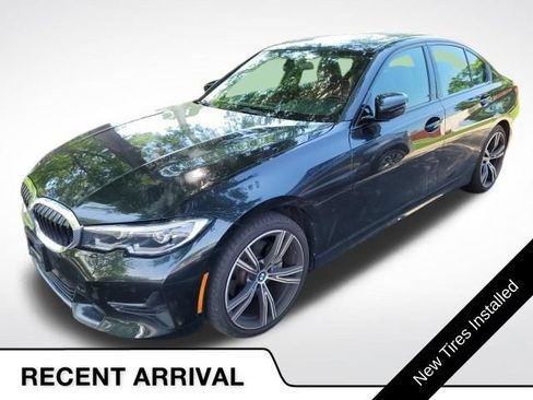 Used 2022 BMW 330i xDrive Sedan w/ Premium Package 2 AWD/4WD image 1