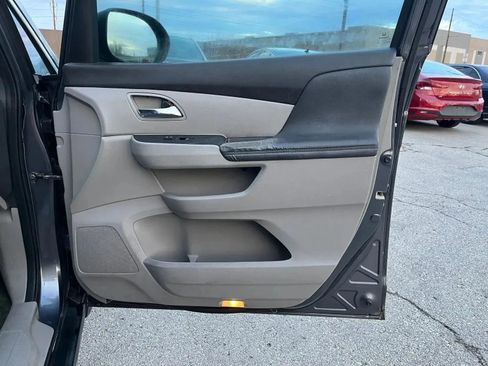 Used 2014 Honda Odyssey EX-L image 12