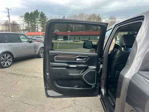 Used 2021 RAM 1500 Laramie image 17