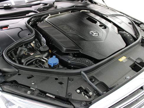Used 2018 Mercedes-Benz S 560 Sedan image 85