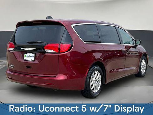 Used 2023 Chrysler Voyager LX FWD image 8