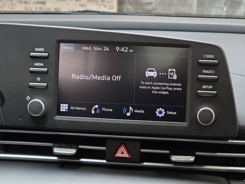 New 2026 Hyundai Elantra SE image 18