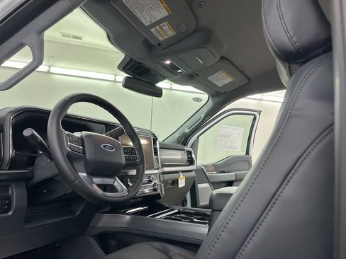 New 2026 Ford F350 Lariat image 28