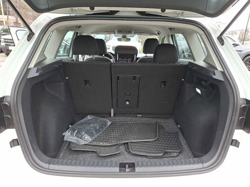 Used 2024 Volkswagen Taos S image 27