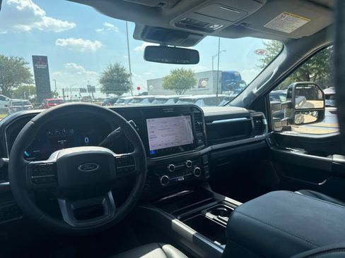 Used 2026 Ford F450 Lariat AWD/4WD image 6