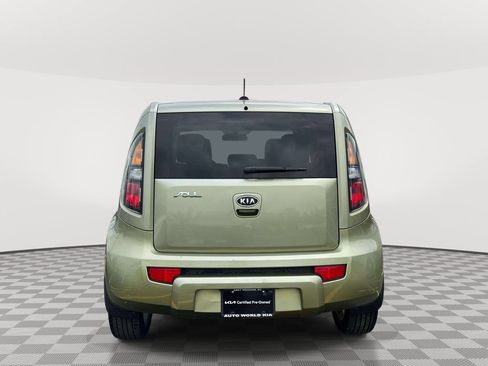 Used 2011 Kia Soul ! FWD image 5