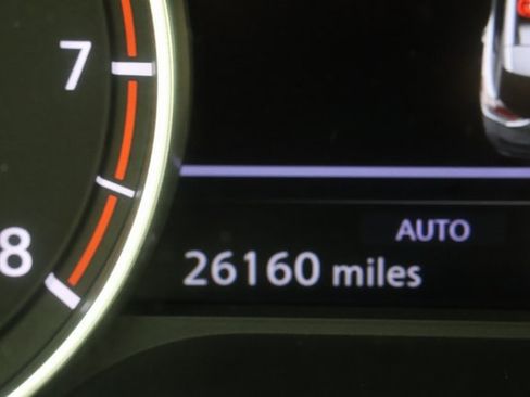 Used 2023 Nissan Rogue SV w/ SV Premium B Package image 13