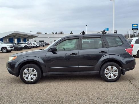 Used 2010 Subaru Forester 2.5X image 8