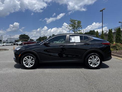 Used 2025 Buick Envista Preferred w/ Convenience I Package FWD image 7