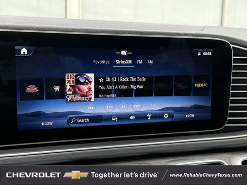 Used 2026 Mercedes-Benz GLS 580 4MATIC image 24