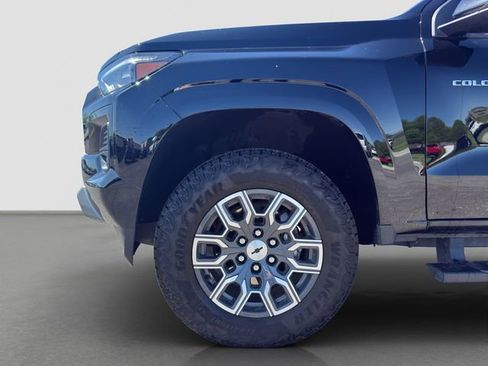 Used 2024 Chevrolet Colorado Z71 w/ Z71 Convenience Package 2 AWD/4WD image 20