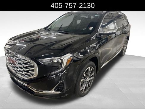 Used 2020 GMC Terrain Denali w/ Denali Premium Package image 1