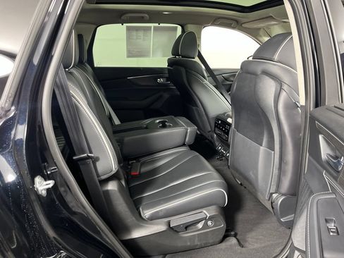 Used 2023 Acura MDX SH-AWD w/ Advance Package image 8