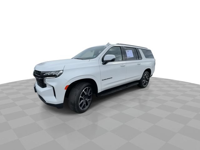 Used 2023 Chevrolet Suburban RST w/ Sport Performance Package AWD/4WD image 4