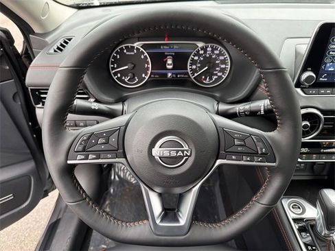 New 2025 Nissan Sentra SR w/ SR Premium Package image 29