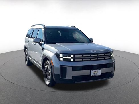 Used 2025 Hyundai Santa Fe SEL image 3