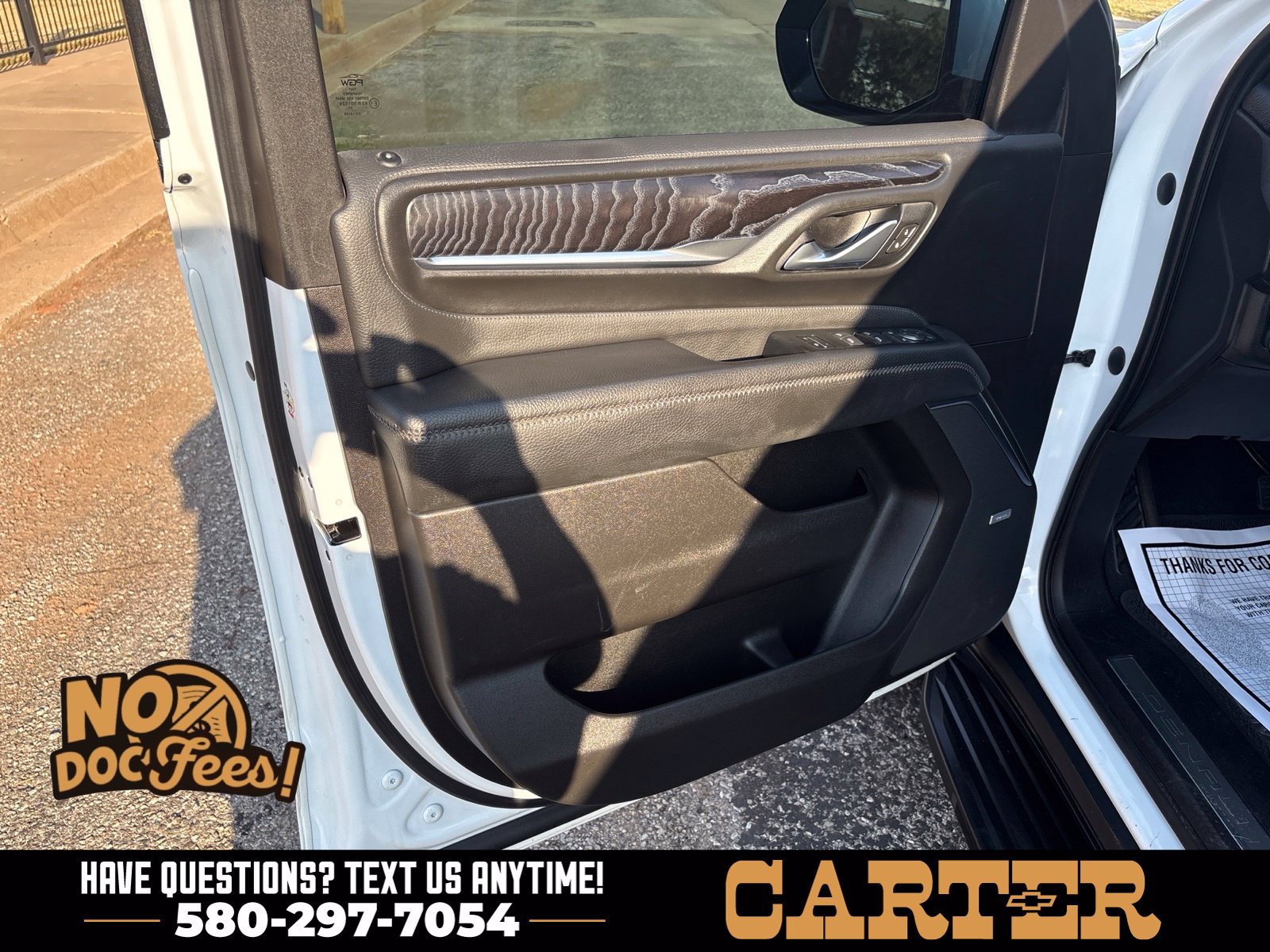 Used 2021 GMC Yukon XL Denali RWD image 12