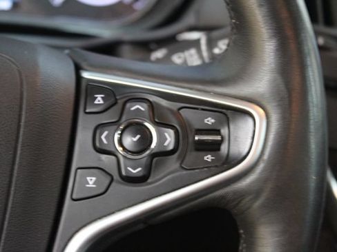 Used 2017 Buick Regal Premium FWD image 17