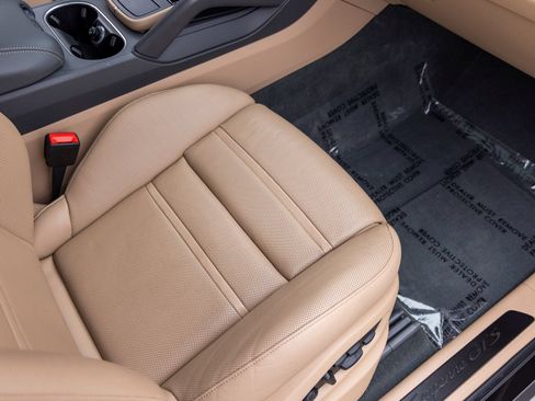 Certified 2023 Porsche Cayenne GTS AWD/4WD image 65