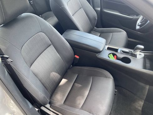Used 2025 Nissan Altima 2.5 S FWD image 30