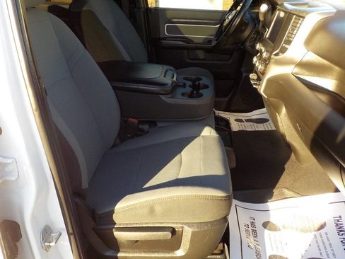 Used 2022 RAM 2500 Big Horn image 27