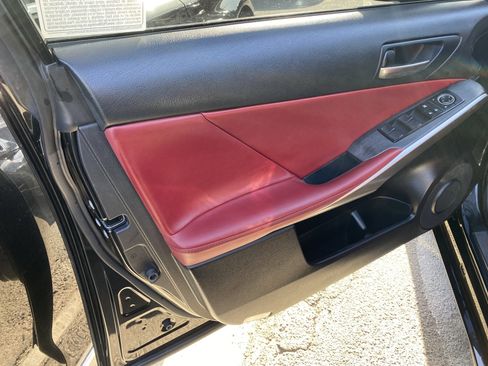 Used 2019 Lexus IS 300 F Sport w/ F Sport Package image 12