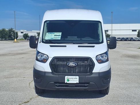 New 2026 Ford Transit 250 148 Medium Roof RWD image 32