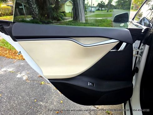 Used 2019 Tesla Model S 100D image 37