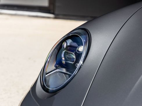 Certified 2024 Porsche 911 Targa 4S w/ Premium Package image 17