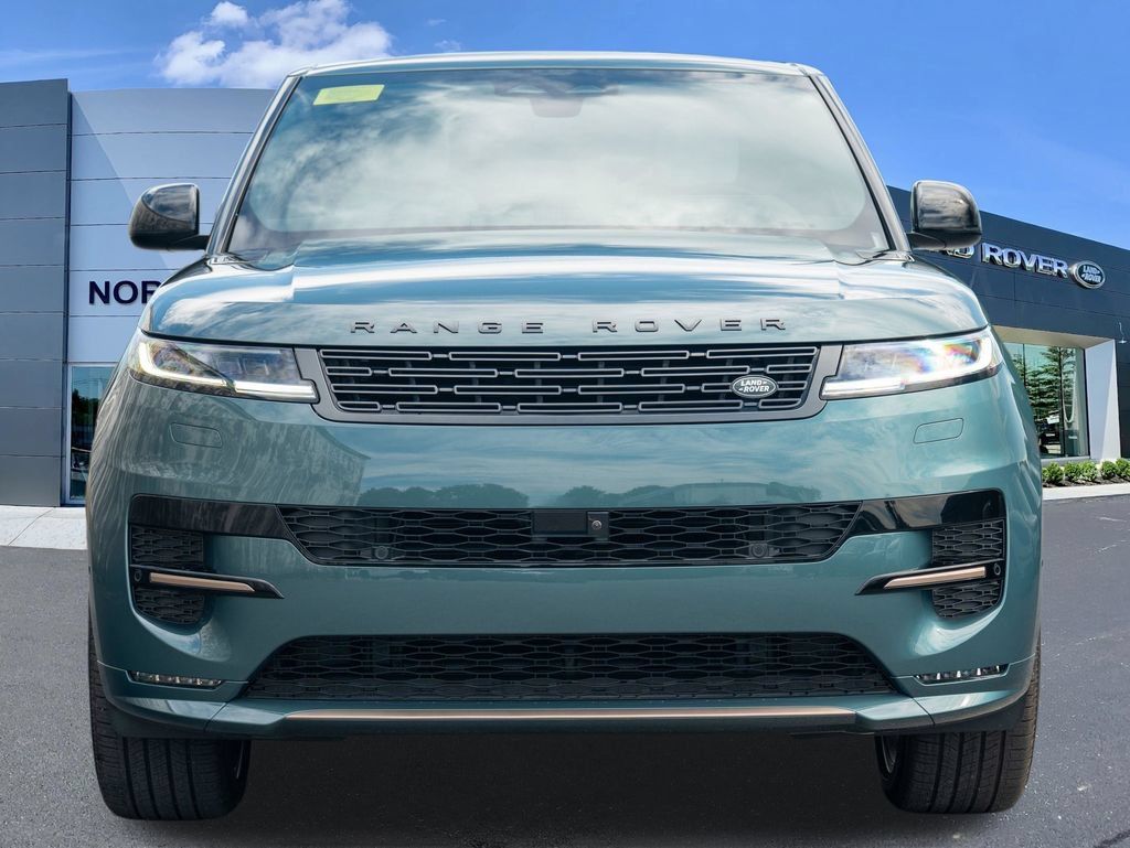 New 2026 Land Rover Range Rover Sport Dynamic SE AWD/4WD image 2